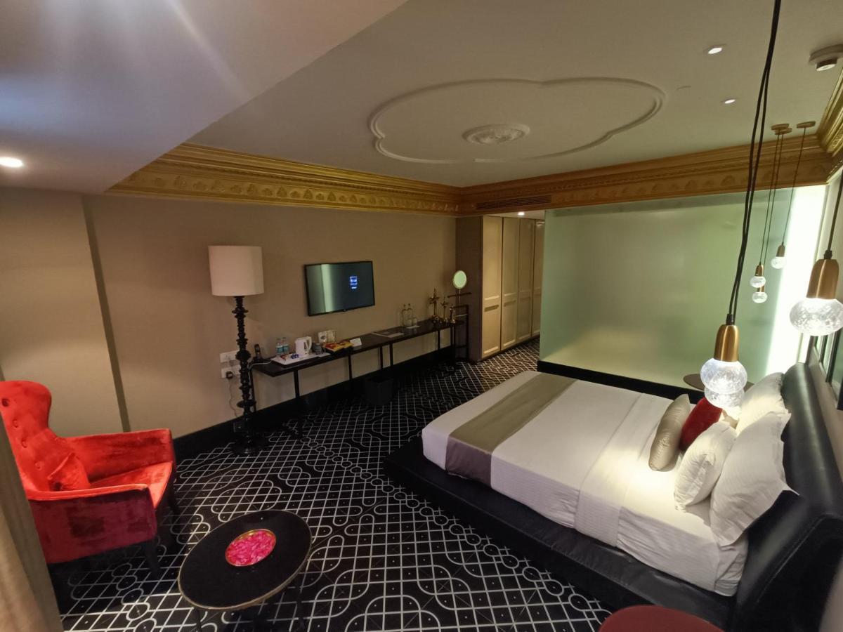 Boulevard By Design Hotel 첸나이 외부 사진